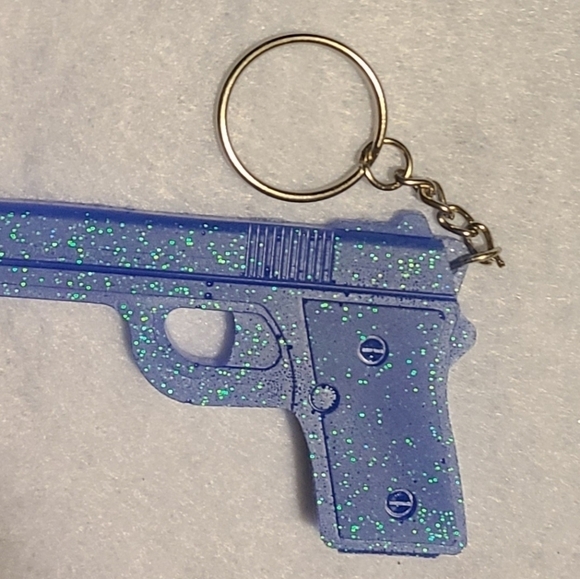 Resin Epoxy Handmade Keychain gun - Picture 2 of 2